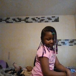 Meet your Posher, Layla